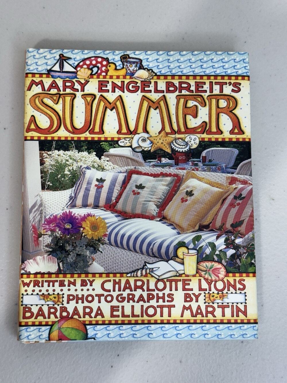 Mary Engelbreit's Summer Hardcover Book Written By Charlotte Lyons 1997 90’s VTG
